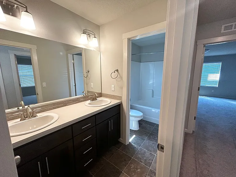 31482 NW Turel Dr — Photo 11