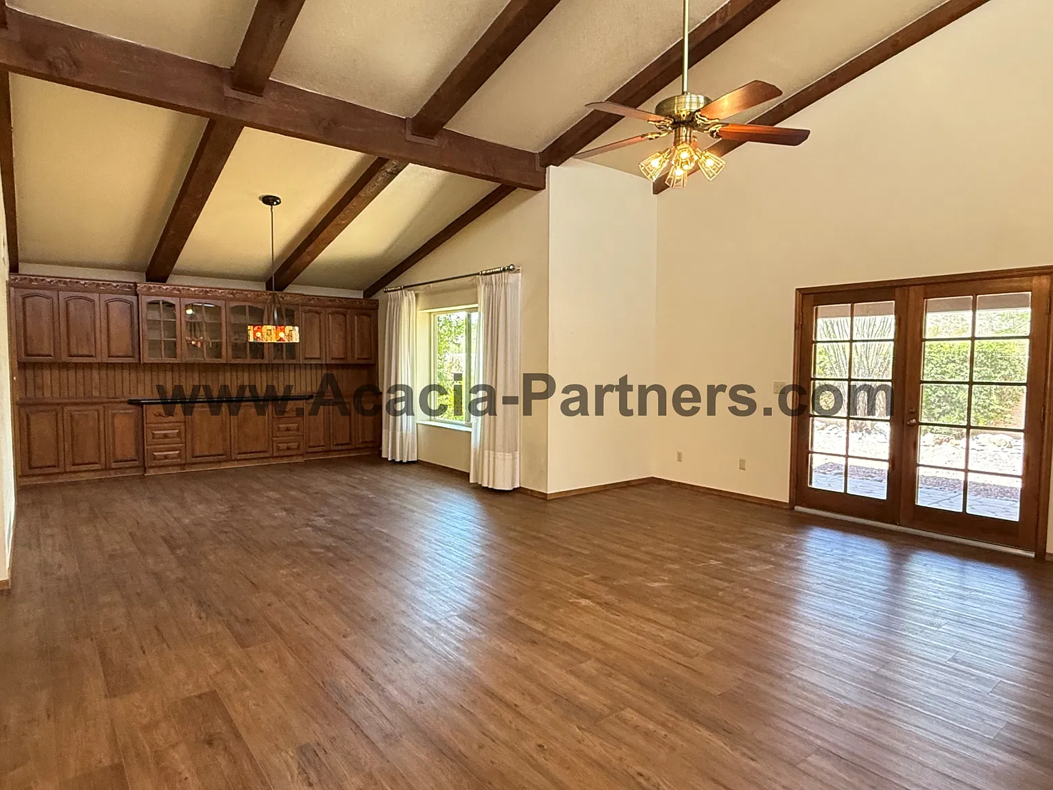 ** Coming Soon** Stunning Two Bedroom With Den — Photo 3