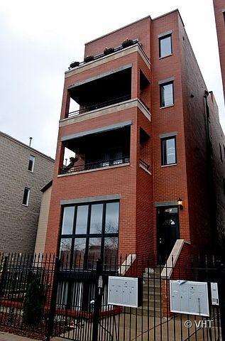 1st image of 1461 W Grand Ave #4