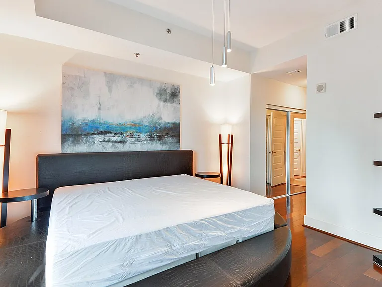 1080 Peachtree St NE #1415FURNISHED — Photo 11