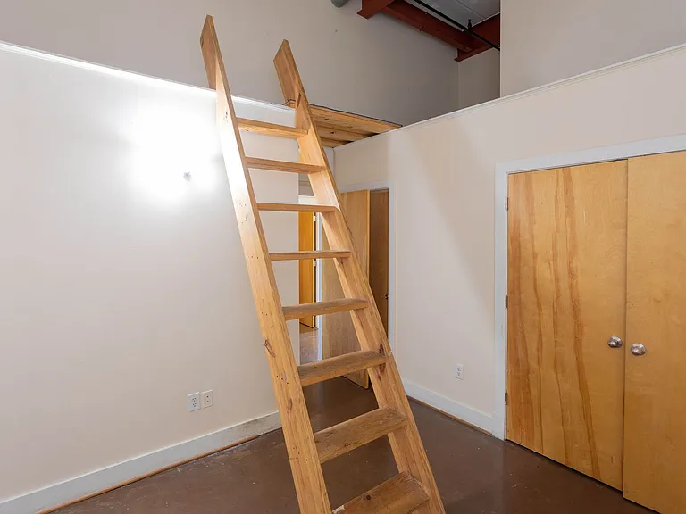 Cornish Brewery Apartment Homes — Photo 81