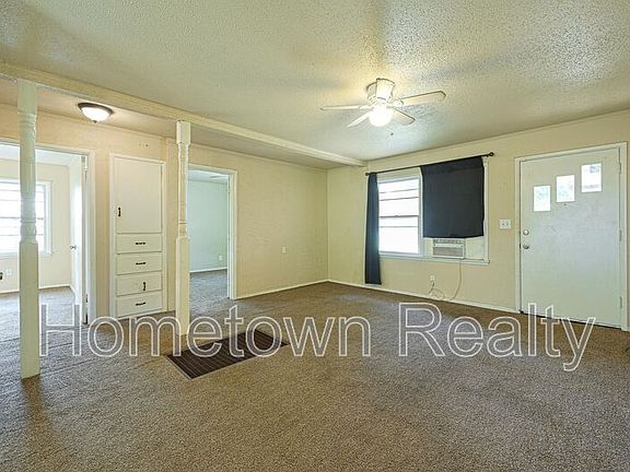 4th image of 2621 SW 52nd St