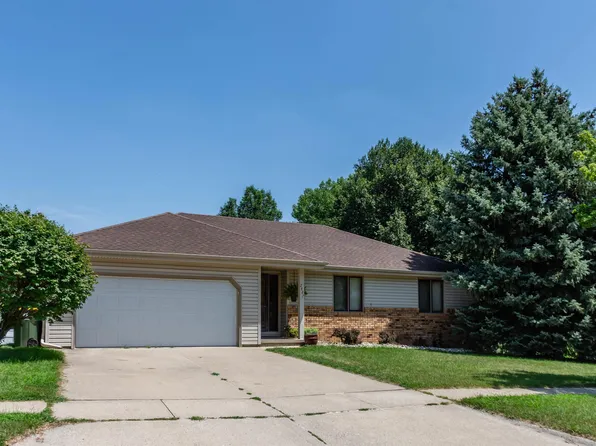 2427 Mohawk Dr, Sioux City, IA 51104