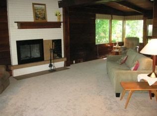 1685 Alvin Ln, Brookfield, WI 53045