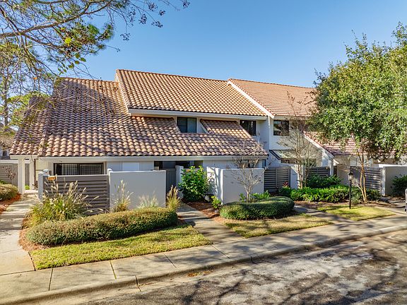 2nd image of 5150 Beachwalk Cir
