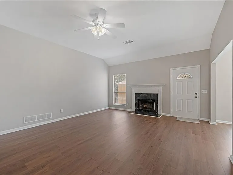 6375 Seymour Pl NW — Photo 9