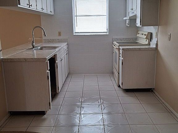 4th image of 5814 Liddell Dr