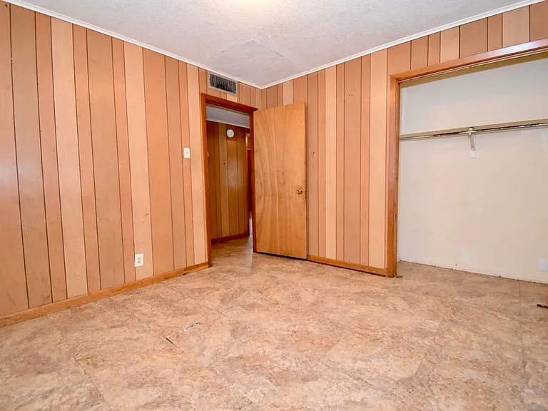 314 W College Ave — Photo 11