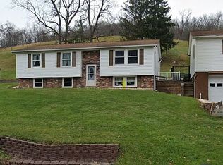 181 Stringtown Rd, Graysville, PA 15337