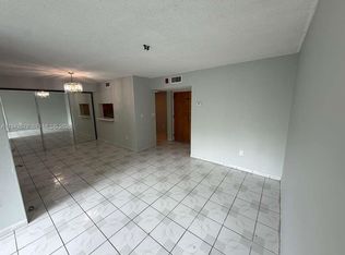 11780 SW 18th St #1062, Miami, FL 33175