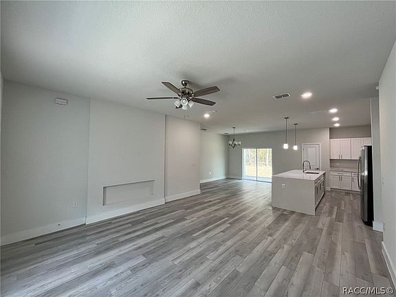 3rd image of 11054 N Academy Dr