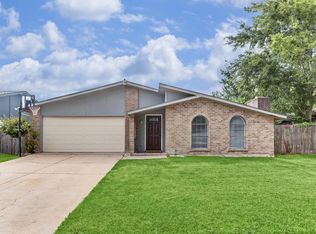 15530 Camino Del Sol Dr, Houston, TX 77083