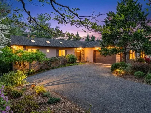 2606 Oak Hill Ln SW, Roanoke, VA 24015