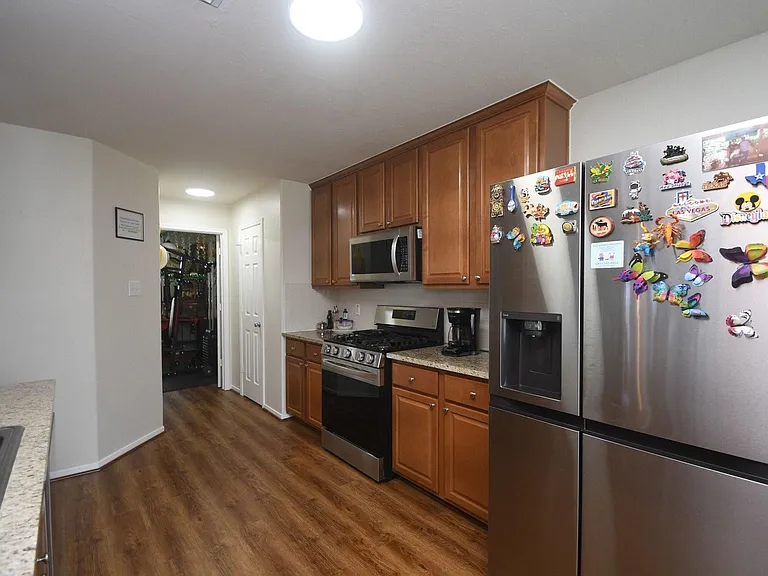 2110 Dolan Hills Ct — Photo 17