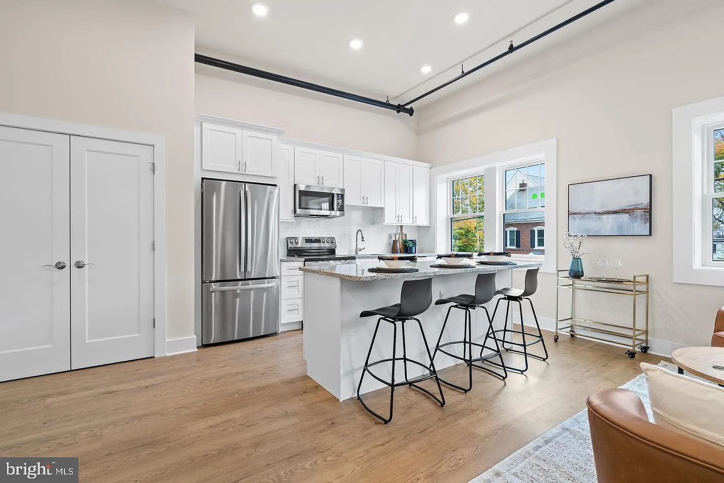 1 bed, 1.0 bath, 600 sqft, $1,875 — Photo 4