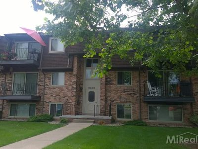 228 Riviera Dr, Saint Clair Shores, MI, 48080