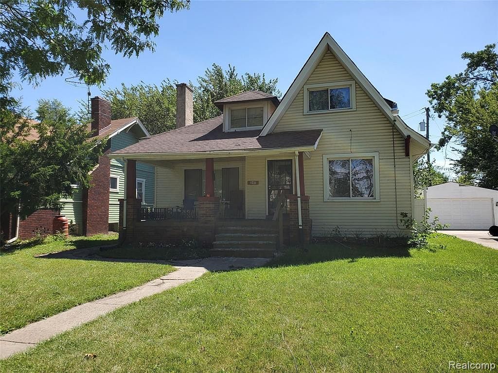 247 Moss St, Highland Park, MI 48203 Zillow