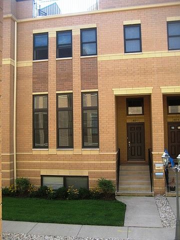 1st image of 4137 N Narragansett Ave #7