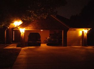 621 Country Side Trl, Edmond, OK 73012