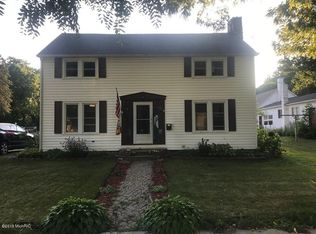 225 N Elm St, Ithaca, MI 48847