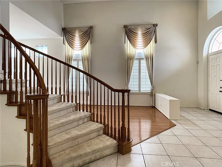 2712 Westbourne Pl — Photo 34
