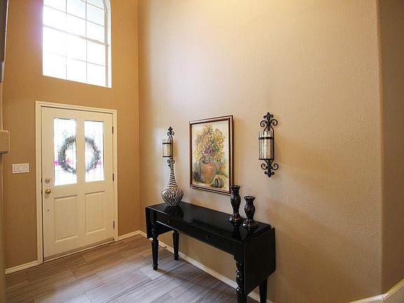 2nd image of 3100 Wisteria Ave