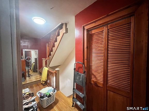 4th image of 448 East Avenue