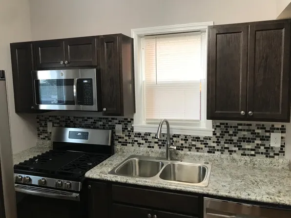 2225 Bensonia Ave, Pittsburgh, PA 15216