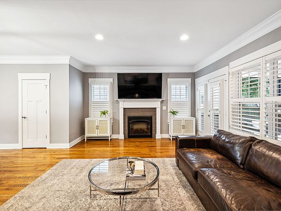 5th image of 405 McAdoo Ave