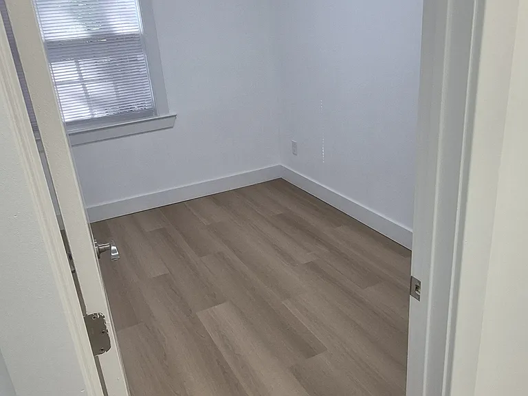 5575 Ogontz Ave #1 — Photo 10