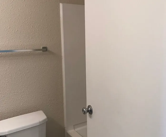 Spring Lake Apartments — Photo 44