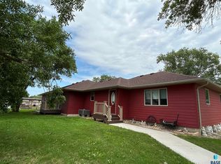 201 E Depot St, Tripp, SD 57376