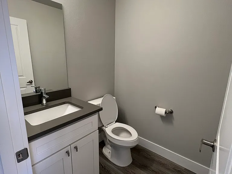 461 Williams St #461 — Photo 3