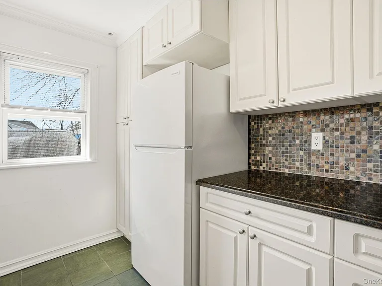 109 Hillside Pl #2 — Photo 5