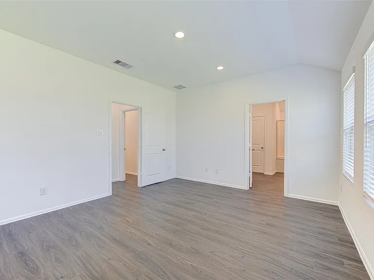 5023 Lavaridge Ln — Photo 43