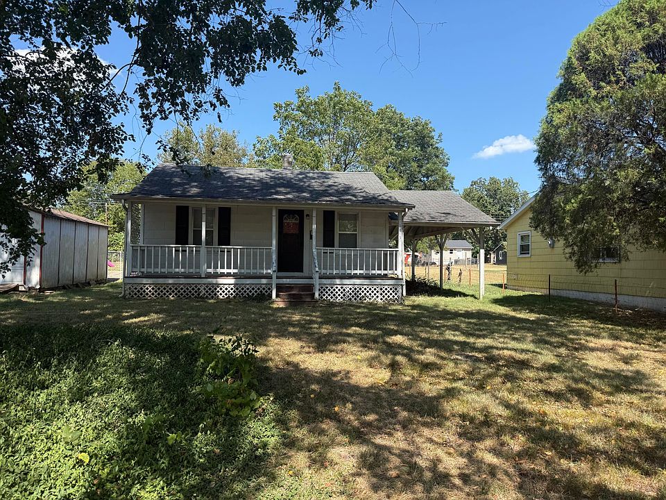 1st image of 1815 W Scott Street