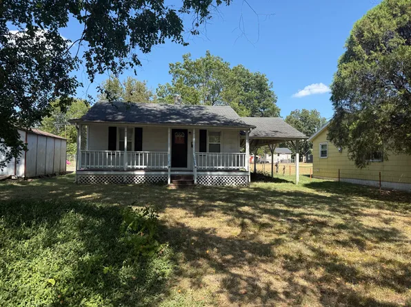 1815 W Scott Street, Springfield, MO 65802