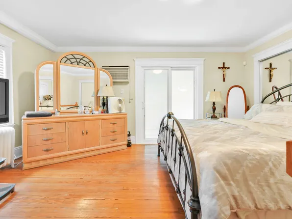 160-08 12th Road image 9 of 29