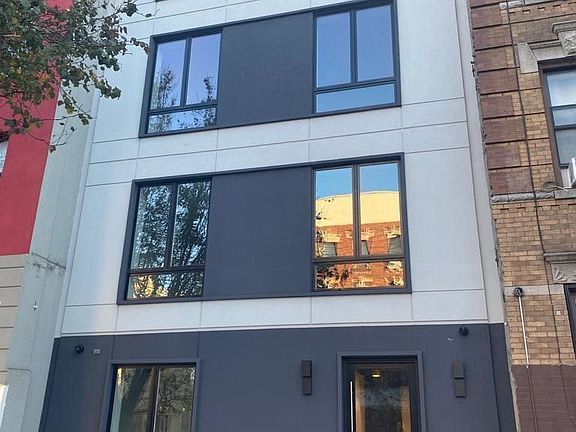 4th image of 554 Gates Ave #A1