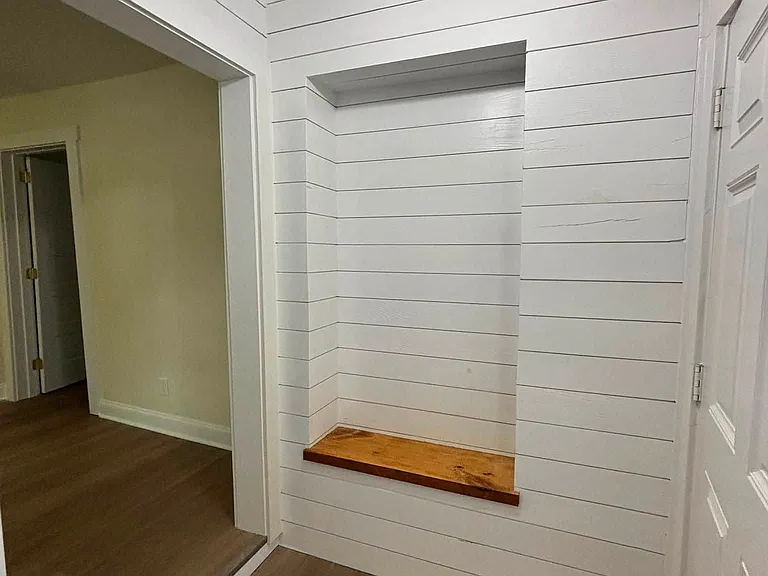 410 Mears St — Photo 12