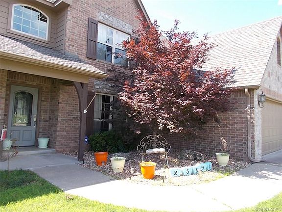 5th image of 25593 Blackberry Blvd