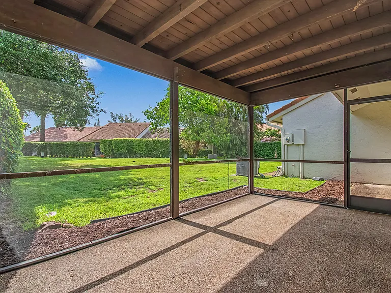21642 Guadalajara Ave — Photo 25