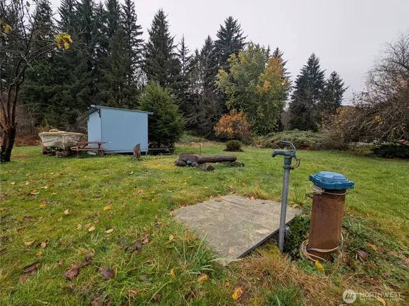 81 Barber Road, Clallam Bay, WA 98326