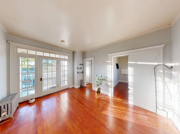 321 S Huntington Ave APT 8, Jamaica Plain, MA 02130