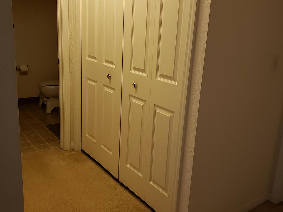 2nd image of 2915 Arborview Dr APT 22