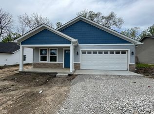 566 Mill Spgs, Coatesville, IN 46121