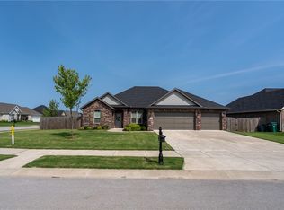 1218 Tivoli St, Springdale, AR 72762