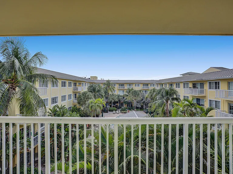 1501 E Broward Blvd #804 — Photo 33