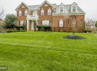 8943 Hollymeade Dr, Lorton, VA