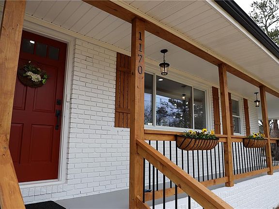 2nd image of 1170 Alan Ln